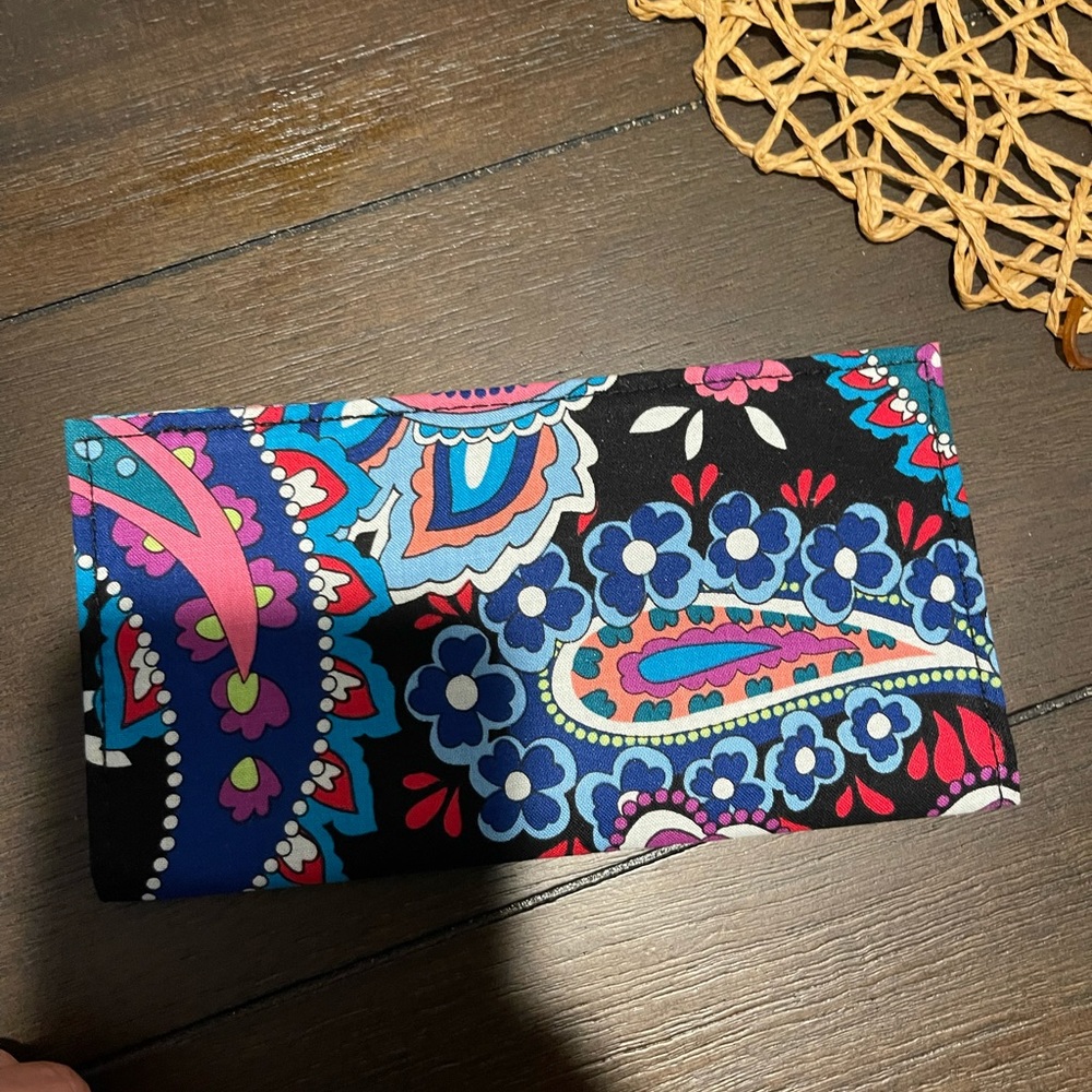 Vera Bradley checkbook cover and wristlet